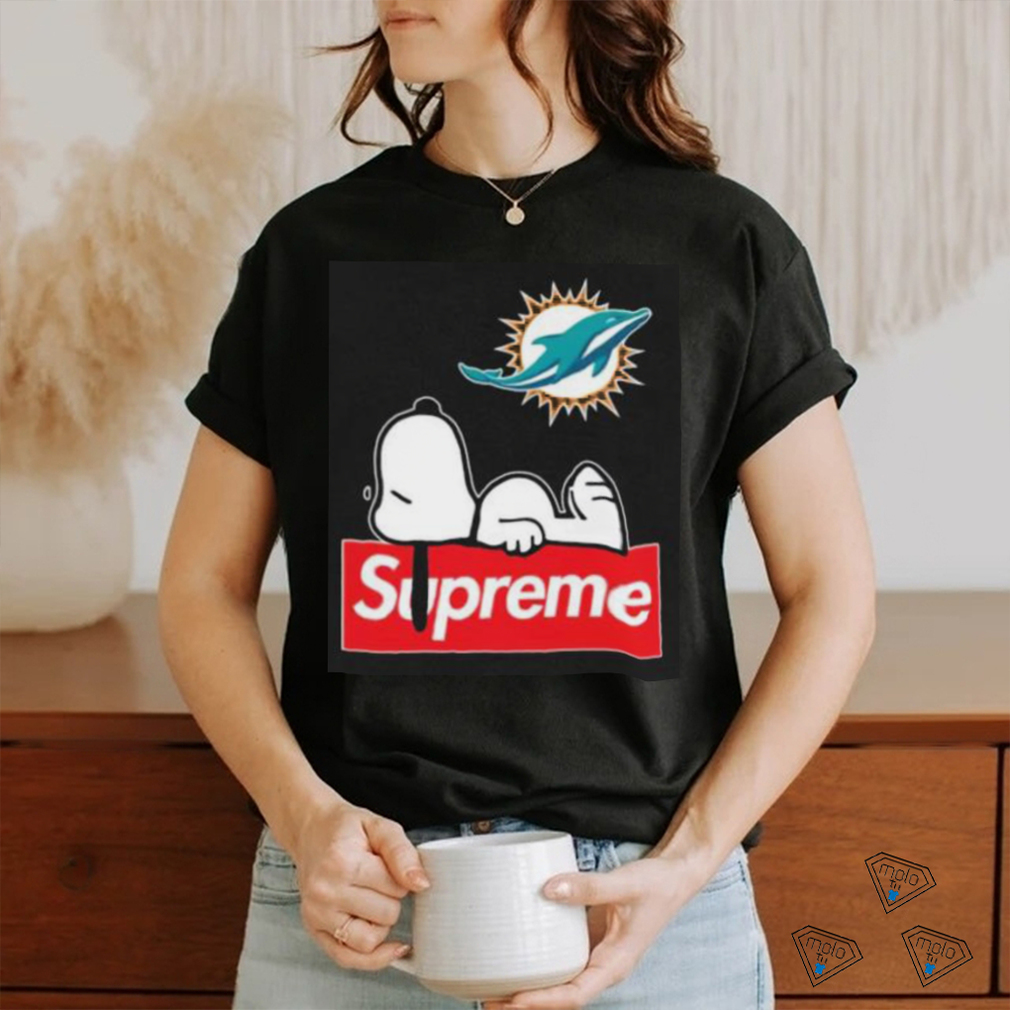 Miami Dolphins Shop - Miami Dolphins Snoopy Taking A Rest On Top Of Supreme T Shirt
